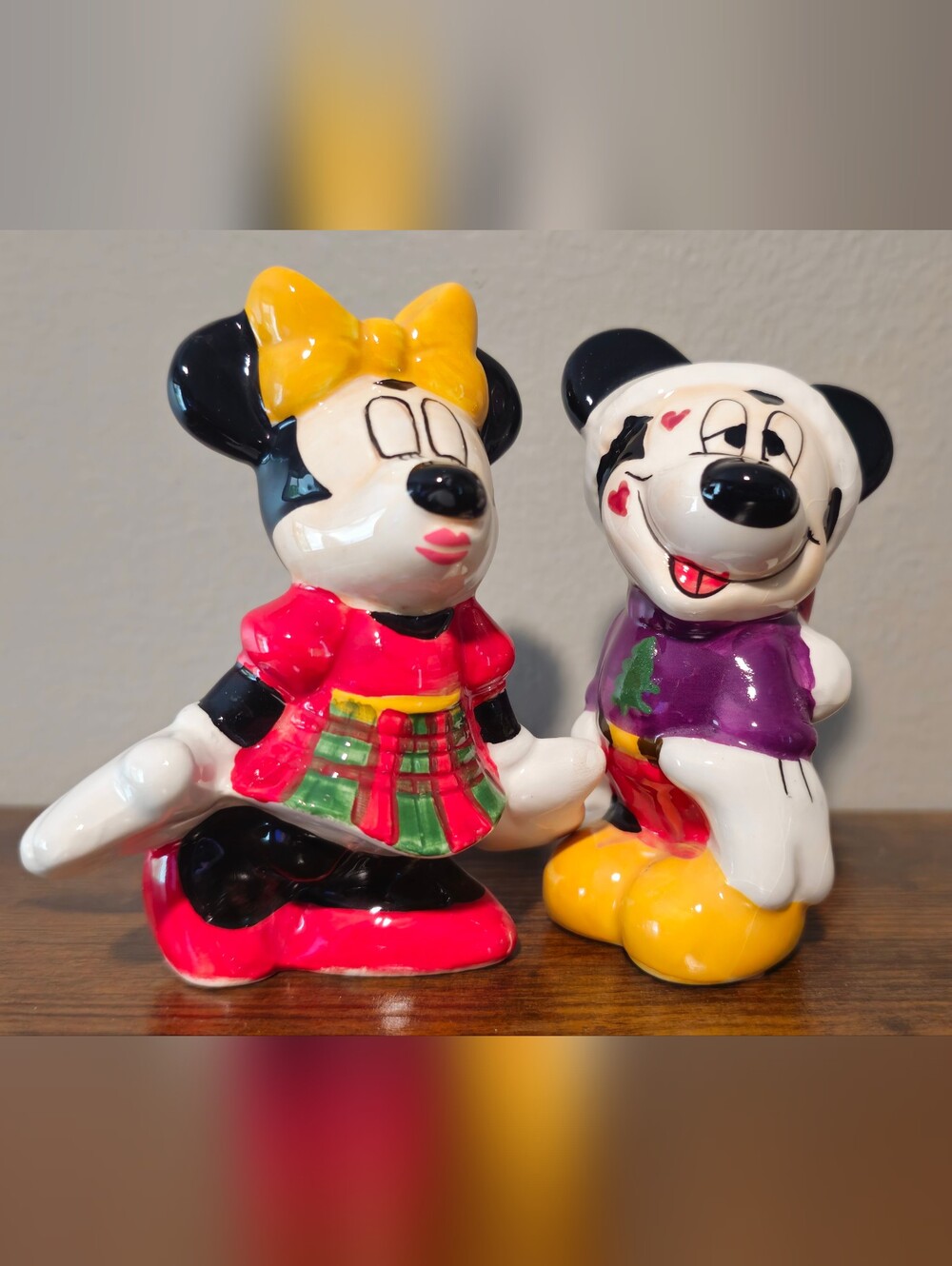 Vintage Disney Mickey & Minnie Ceramic Salt & Pepper Shakers